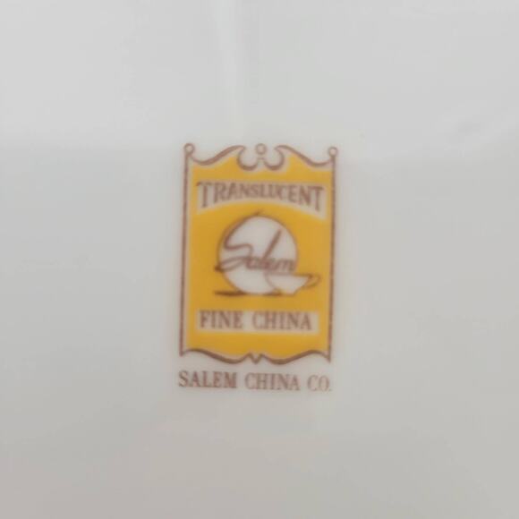 Lace Bouquet Salem China Company Etched Dinner Plate Platinum Trim Set of 2 - Picture 5 of 10